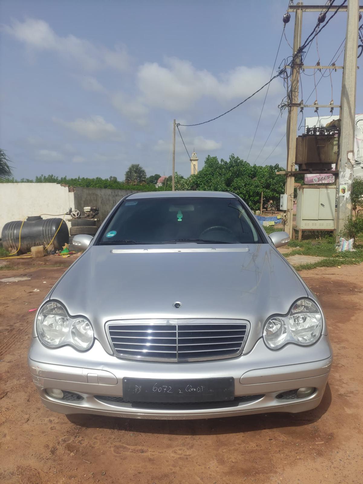 Verborgen schatten uit kelder en zolder opgekocht - antiek en waardevolle spullen Deinze